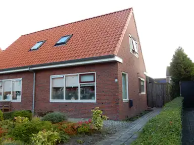 m2 house to rent for 566.19€/month in Rembrandtstraat 2, St.-Annaparochie