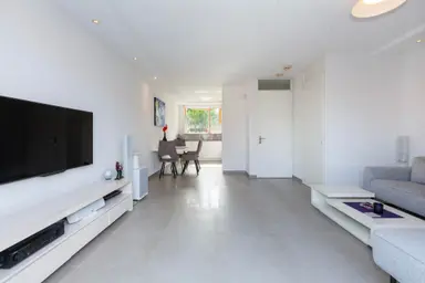 89μ² μονοκατοικία προς ενοικίαση για 2450€/μήνα σε Zuidwijkstraat 108, Zoetermeer