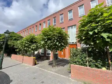155m2 house to rent for 3500€/month in Amalia van Solmsstraat, The Hague