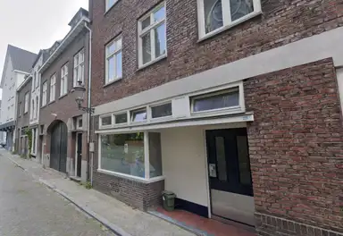81m2 Chambre à louer pour 665€/mois à Wycker Pastoorstraat, Maastricht