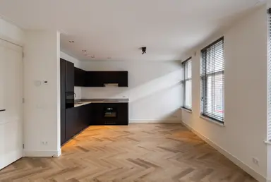 85m2 Appartamento in affitto per 2850€/mese a Sloestraat 4-2, Amsterdam
