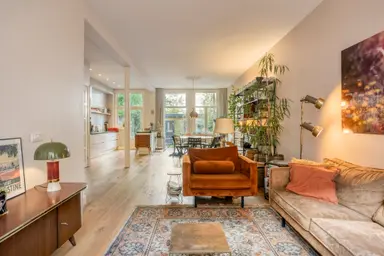 136m2 apartment to rent for 3950€/month in Reinier Claeszenstraat 23-4, Amsterdam