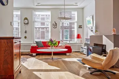 98m2 Appartement à louer pour 2250€/mois à Chasséstraat 2, The Hague