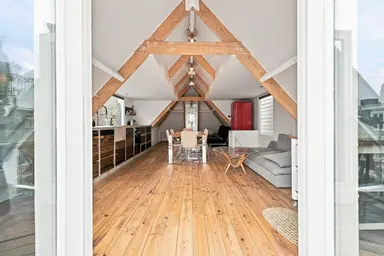105m2 flat to rent for 3400€/month in Cornelis Anthoniszstraat 28-3, Amsterdam