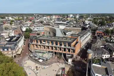 120m2 flat to rent for 2450€/month in Herenstraat 88, Hilversum