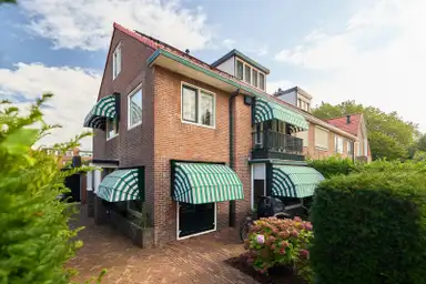 180m2 Casa in affitto per 3400€/mese a Diependaalselaan, Hilversum