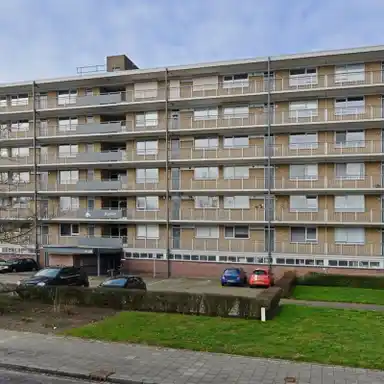 85μ² Διαμέρισμα προς ενοικίαση για 895€/μήνα σε Hobokenstraat 53, Breda