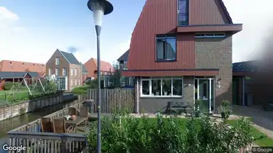 188m2 house to rent for 3750€/month in Kroosjespruimstraat, Aalsmeer