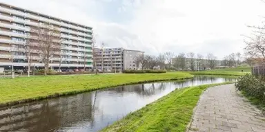 85m2 Appartement à louer pour 1115€/mois à Cruquiuslaan 28, Leiden