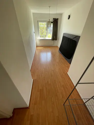 12m2 Chambre à louer pour 600€/mois à Kennemerduinstraat, Amsterdam