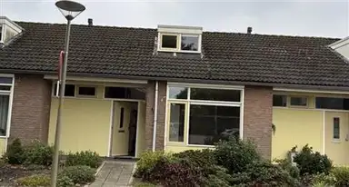 m2 house to rent for 713€/month in Reusensestraat 5, Leuth
