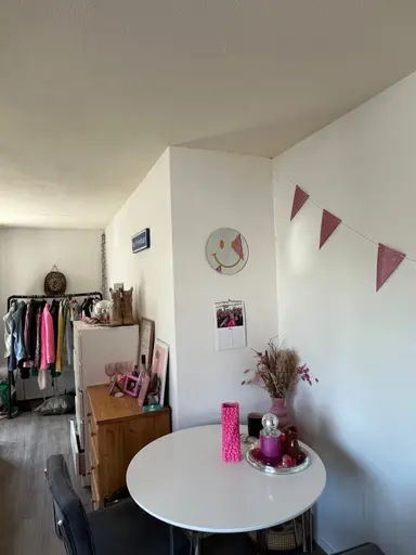 25m2 Chambre à louer pour 498.2€/mois à Struisenburgstraat 65, Rotterdam