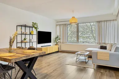 95μ² Διαμέρισμα προς ενοικίαση για 2900€/μήνα σε Loosduinenstraat 55, Amsterdam