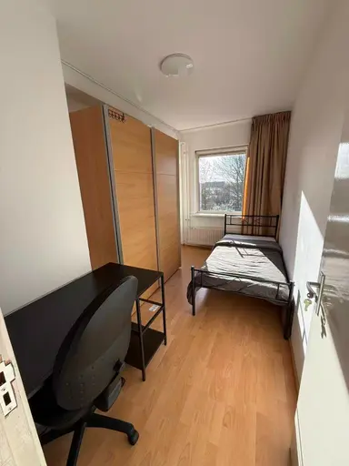 8.84m2 Chambre à louer pour 600€/mois à Socratesstraat, Rotterdam