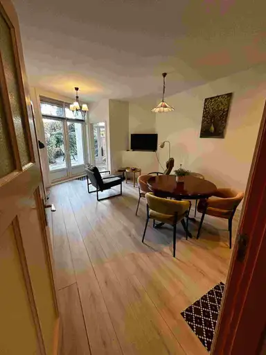 m2 Appartement te huur voor 1325€/maand in Schapenlaan, The Hague