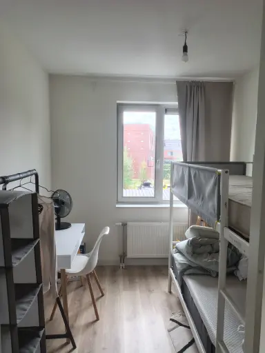 10m2 room to rent for 1200€/month in Van Oldenbarneveldtstraat, Arnhem