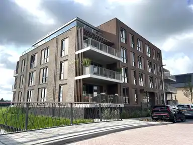 123m2 apartment to rent for 2650€/month in Pioentulp 18, Hillegom