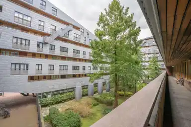 82m2 apartment to rent for 1950€/month in Baron G.A. Tindalplein 53, Amsterdam
