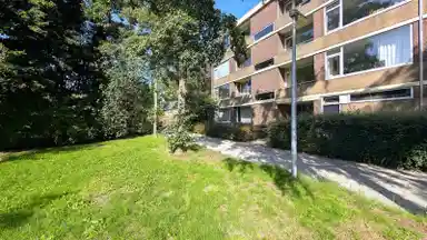 80μ² Διαμέρισμα προς ενοικίαση για 995€/μήνα σε Bremstraat, Groningen