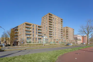 107m2 apartment to rent for 2156€/month in Amerikaweg 132, Haarlem