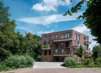 104m2 apartment to rent for 3150€/month in Charlotte van Montpensierlaan 2, Amstelveen