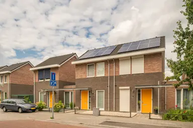 108m2 house to rent for 932.93€/month in Susanna Groeneweghof 18, Weert