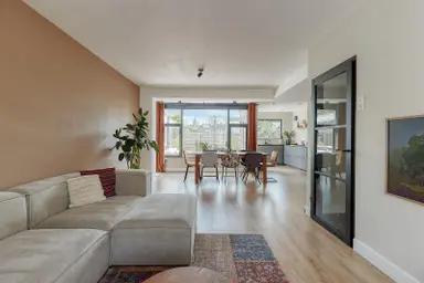 135m2 house to rent for 2850€/month in Koningin Julianastraat 13, Nootdorp