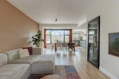 135m2 house to rent for 2850€/month in Koningin Julianastraat, Nootdorp