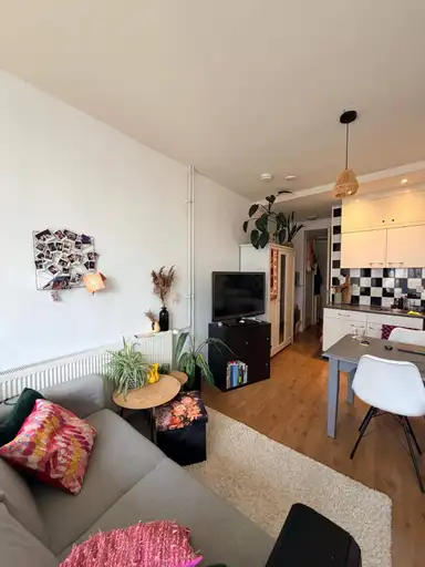 25m2 studio to rent for 1007€/month in Sledemennerstraat, Groningen