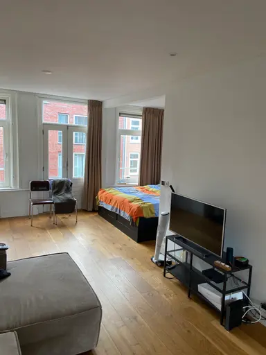 60μ² στούντιο προς ενοικίαση για 2450€/μήνα σε Van Ostadestraat, Amsterdam