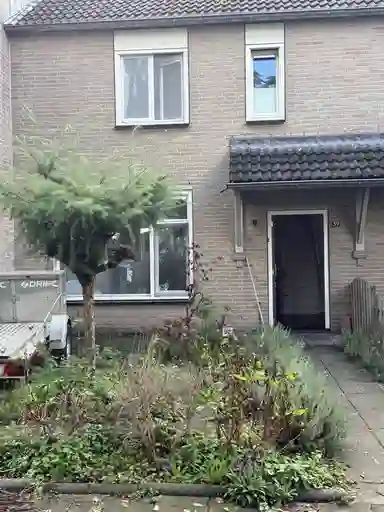 72m2 Appartement à louer pour 940€/mois à Regent Smitsstraat, Sint-Michielsgestel