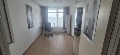 96m2 Chambre à louer pour 800€/mois à Kikkenstein, Amsterdam