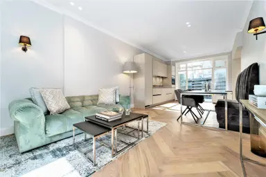 92m2 Appartamento in affitto per 4650€/mese a Minervaplein, Amsterdam