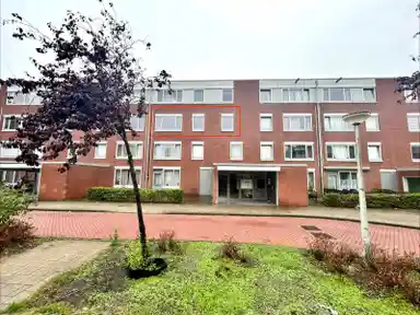 73m2 Appartement à louer pour 1152€/mois à Nieuwlandhof, Amsterdam