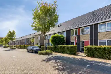 127m2 house to rent for 1795€/month in Bresselaan 5, Barneveld
