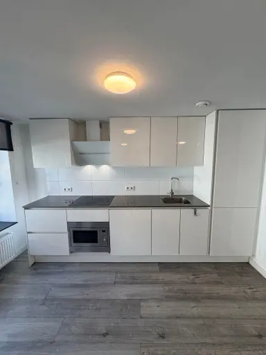 57m2 apartment to rent for 1560€/month in Hondegatstraat, Harderwijk