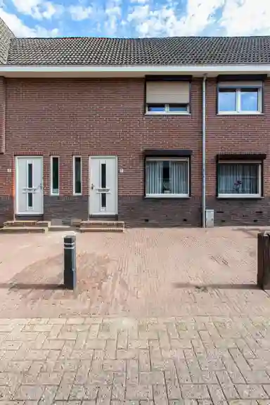 60m2 house to rent for 764.13€/month in Ons Limburgstraat 11, Kerkrade