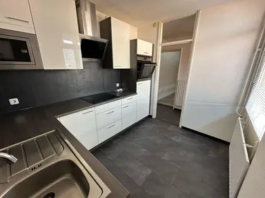 75m2 apartment to rent for 600€/month in Zonstraat, Kerkrade