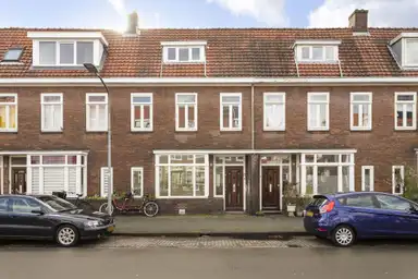 120m2 house to rent for 3450€/month in Middenweg 122, Haarlem