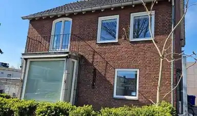 158m2 maison à louer pour 2300€/mois à Petrus Loosjesstraat, Tilburg