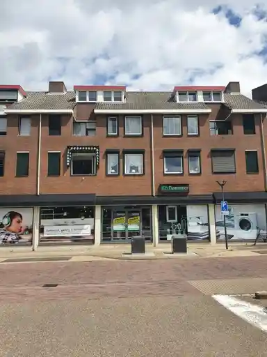 127m2 apartment to rent for 1190€/month in Grotestraat 128, Tegelen