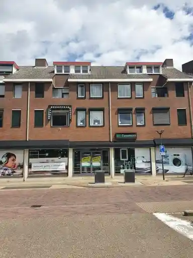 127m2 flat to rent for 1190€/month in Grotestraat, Tegelen