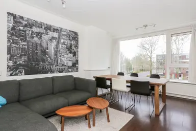 72m2 Appartamento in affitto per 1069€/mese a Uiterdijksterweg, Leeuwarden