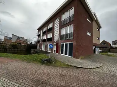 64m2 flat to rent for 1450€/month in Rouenweg 8, Wormer
