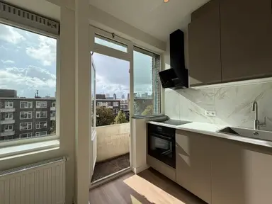 62μ² Διαμέρισμα προς ενοικίαση για 1825€/μήνα σε Admiraal de Ruyterweg 45A, Rotterdam