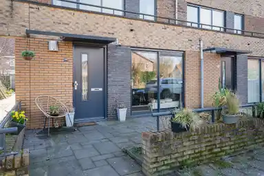 113m2 house to rent for 2150€/month in Wielewaal, Zeewolde