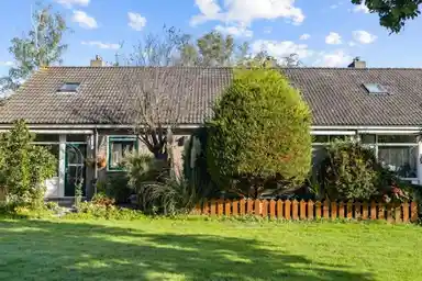 89.5m2 house to rent for 932.93€/month in De Draai 3, Broek in Waterland