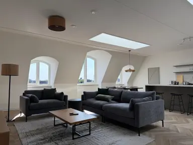140m2 apartment to rent for 3850€/month in Markt 10-16, Veghel