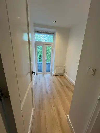 10m2 Chambre à louer pour 690€/mois à Mathenesserweg, Rotterdam