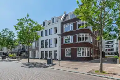 144m2 apartment to rent for 4400€/month in Markt, Veghel